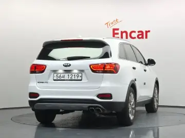 2017 Kia Sorento с пробегом 136 333 км