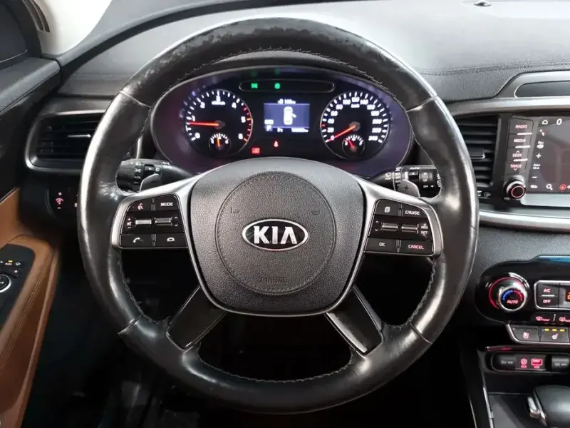 2017 Kia Sorento с пробегом 136 333 км