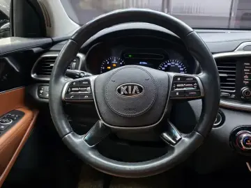 2018 Kia Sorento с пробегом 107 350 км