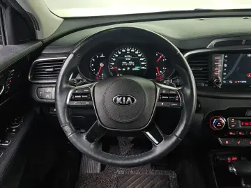 2017 Kia Sorento с пробегом 127 315 км