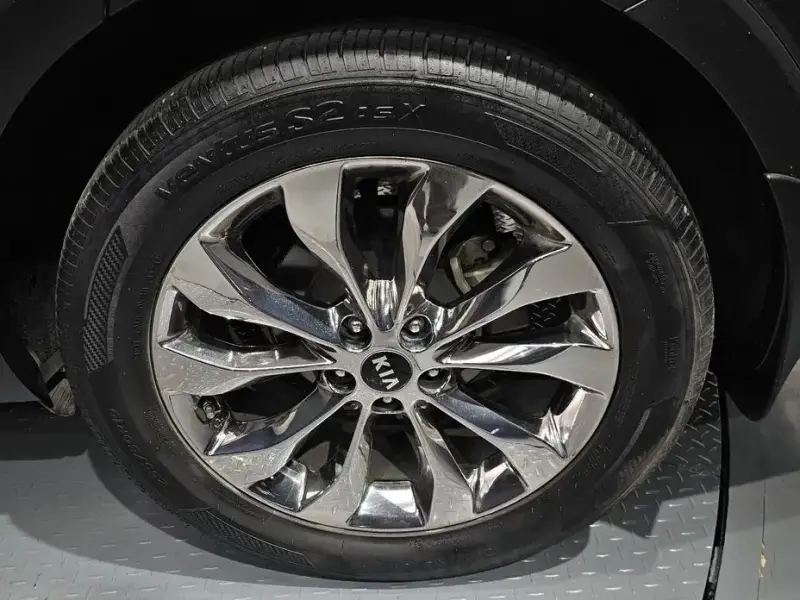 2017 Kia Sorento с пробегом 127 315 км
