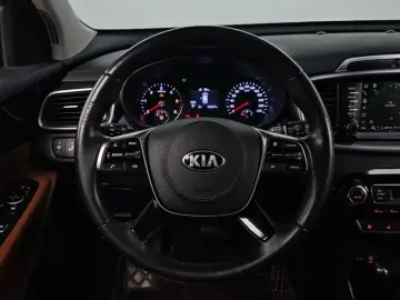 2017 Kia Sorento с пробегом 120 327 км