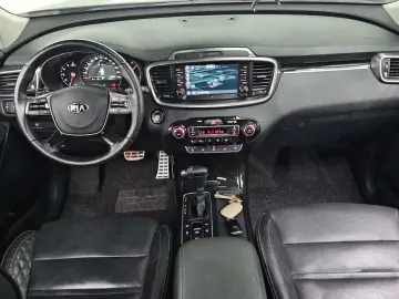 2017 Kia Sorento с пробегом 118 441 км