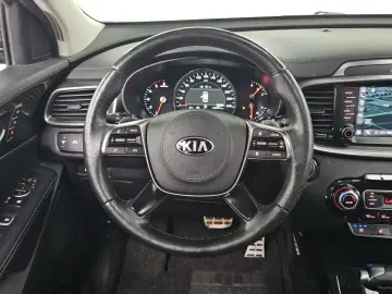 2017 Kia Sorento с пробегом 118 441 км