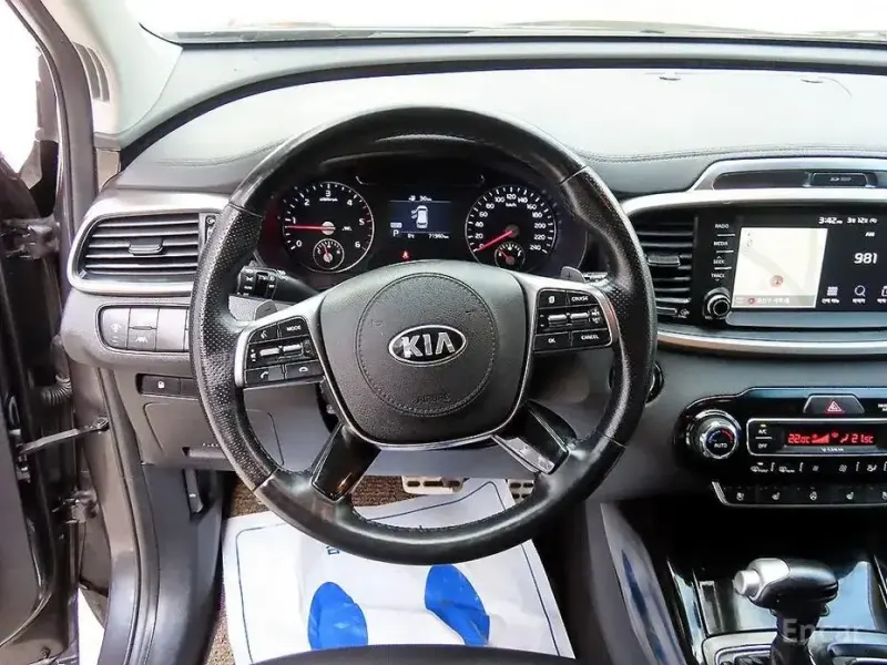 2020 Kia Sorento с пробегом 71 940 км