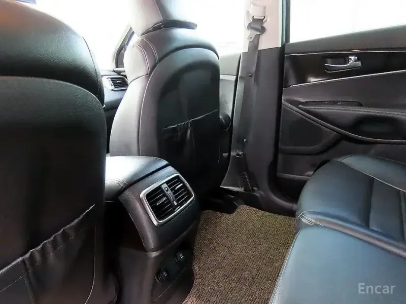 2020 Kia Sorento с пробегом 71 940 км