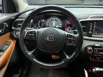 2017 Kia Sorento с пробегом 78 946 км