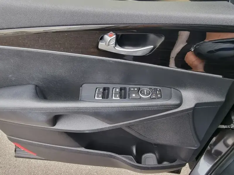 2018 Kia Sorento с пробегом 83 293 км