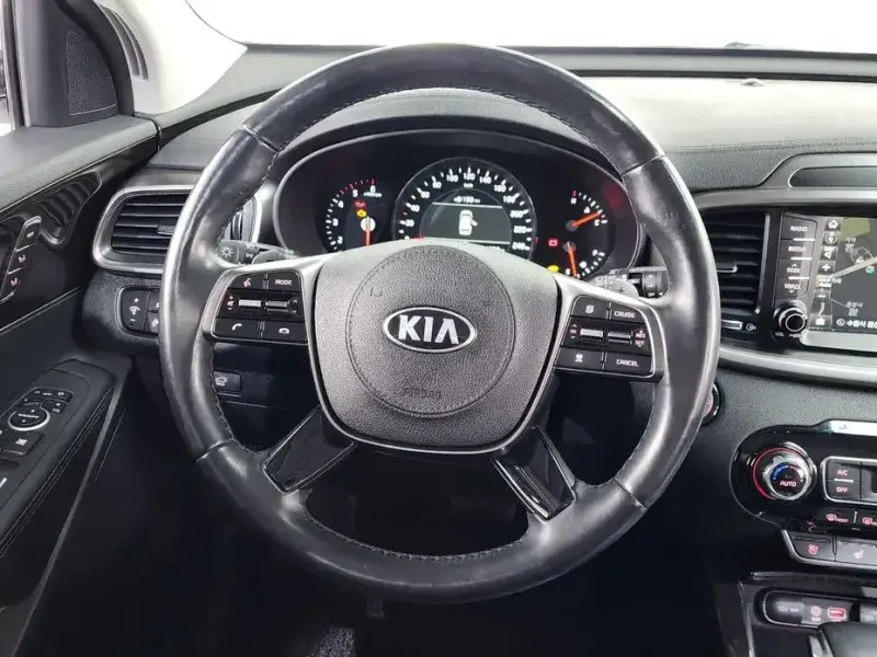 2017 Kia Sorento с пробегом 56 004 км