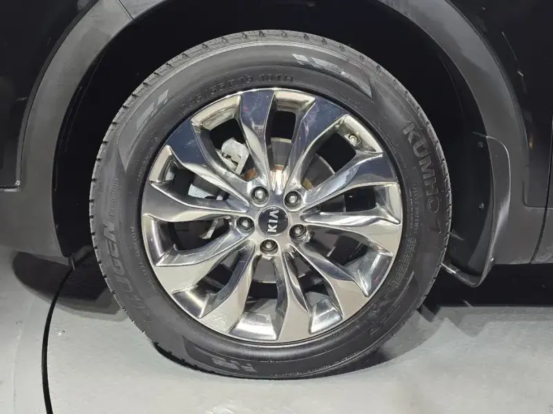 2019 Kia Sorento с пробегом 136 723 км