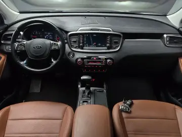 2019 Kia Sorento с пробегом 136 723 км
