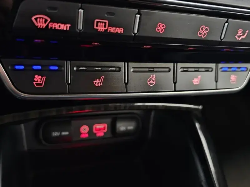 2018 Kia Sorento с пробегом 143 978 км