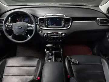2017 Kia Sorento с пробегом 150 080 км