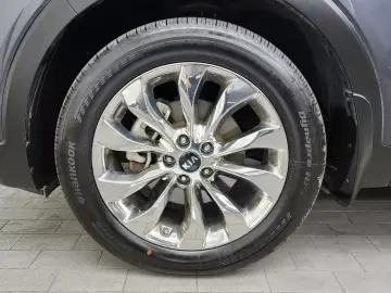 2017 Kia Sorento с пробегом 129 768 км