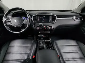 2017 Kia Sorento с пробегом 129 768 км