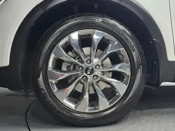 2017 Kia Sorento с пробегом 80 432 км