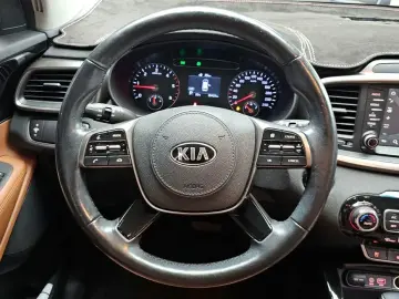 2017 Kia Sorento с пробегом 95 429 км