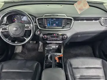 2017 Kia Sorento с пробегом 96 012 км