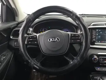 2017 Kia Sorento с пробегом 99 496 км