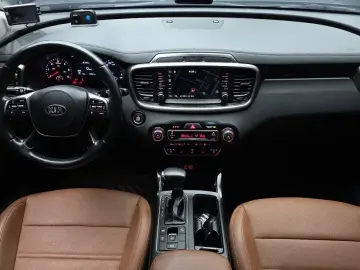 2018 Kia Sorento с пробегом 40 561 км