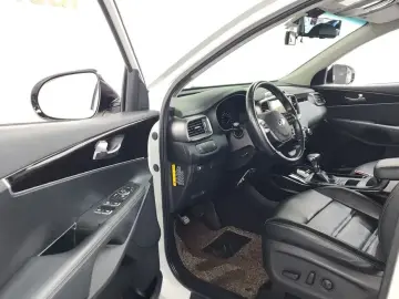 2017 Kia Sorento с пробегом 127 616 км