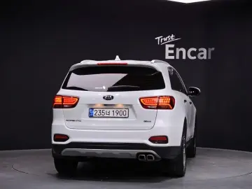 2018 Kia Sorento с пробегом 75 804 км