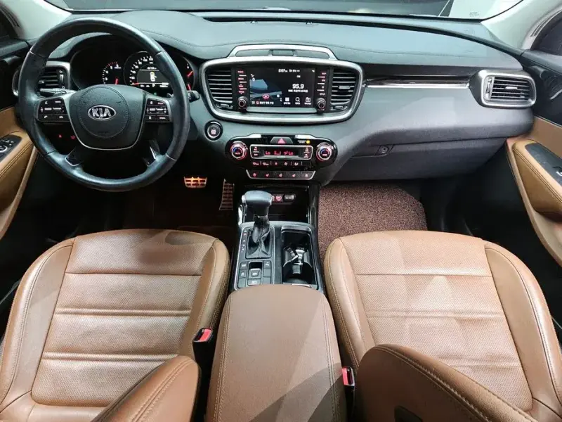 2018 Kia Sorento с пробегом 75 804 км