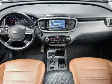 2018 Kia Sorento с пробегом 172 731 км