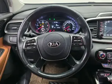 2017 Kia Sorento с пробегом 67 118 км