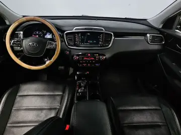 2019 Kia Sorento с пробегом 128 869 км