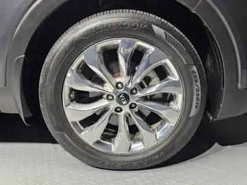 2017 Kia Sorento с пробегом 101 572 км