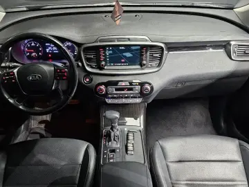 2017 Kia Sorento с пробегом 101 572 км