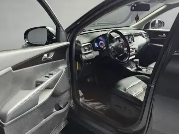 2017 Kia Sorento с пробегом 101 572 км