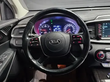 2017 Kia Sorento с пробегом 101 572 км