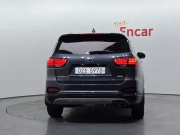 2018 Kia Sorento с пробегом 98 909 км