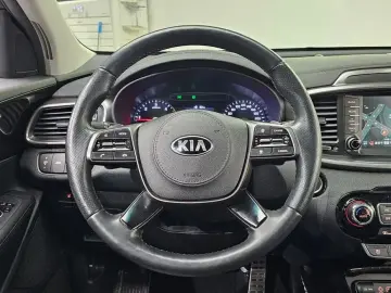 2018 Kia Sorento с пробегом 74 356 км