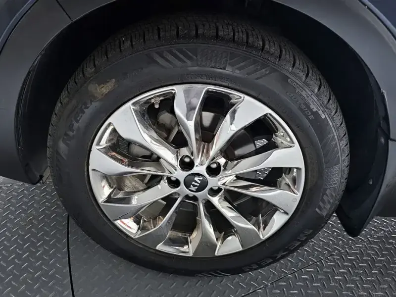 2019 Kia Sorento с пробегом 77 583 км