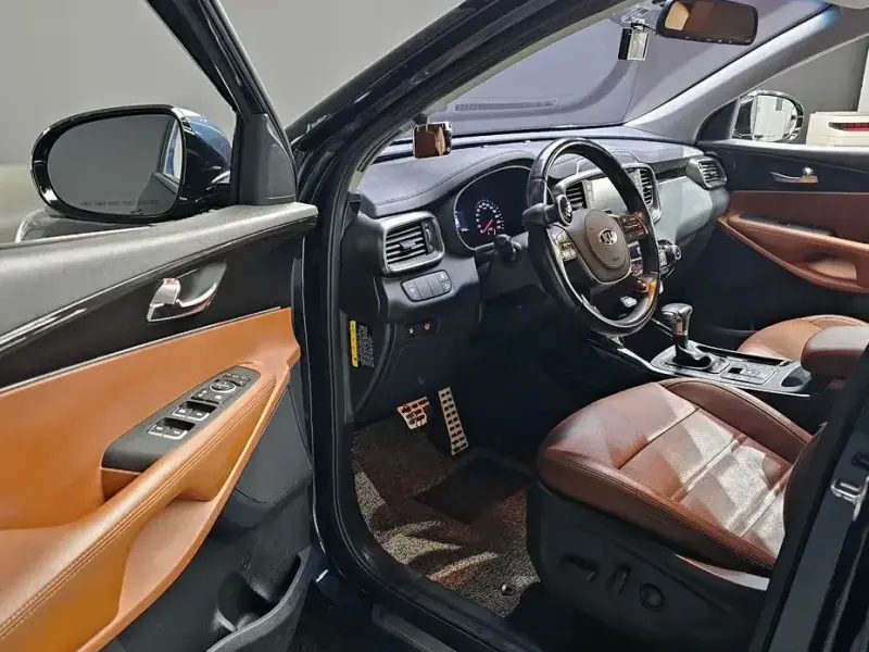 2019 Kia Sorento с пробегом 77 583 км