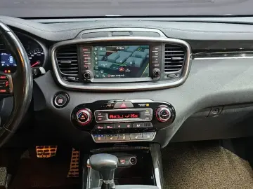 2019 Kia Sorento с пробегом 77 583 км