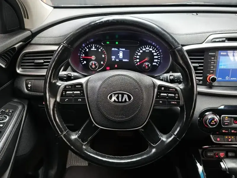 2018 Kia Sorento с пробегом 56 832 км