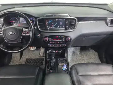 2020 Kia Sorento с пробегом 129 296 км