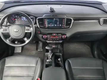 2019 Kia Sorento с пробегом 83 758 км