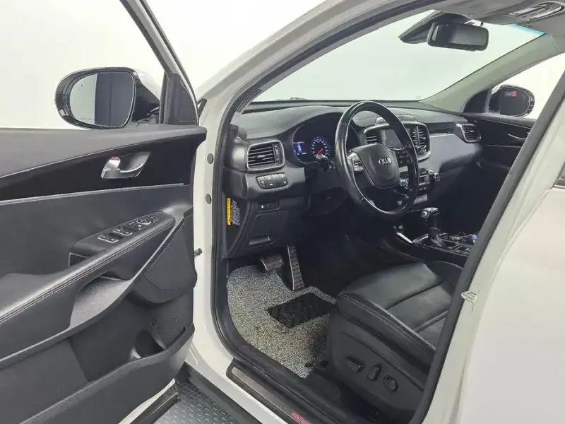 2020 Kia Sorento с пробегом 129 296 км