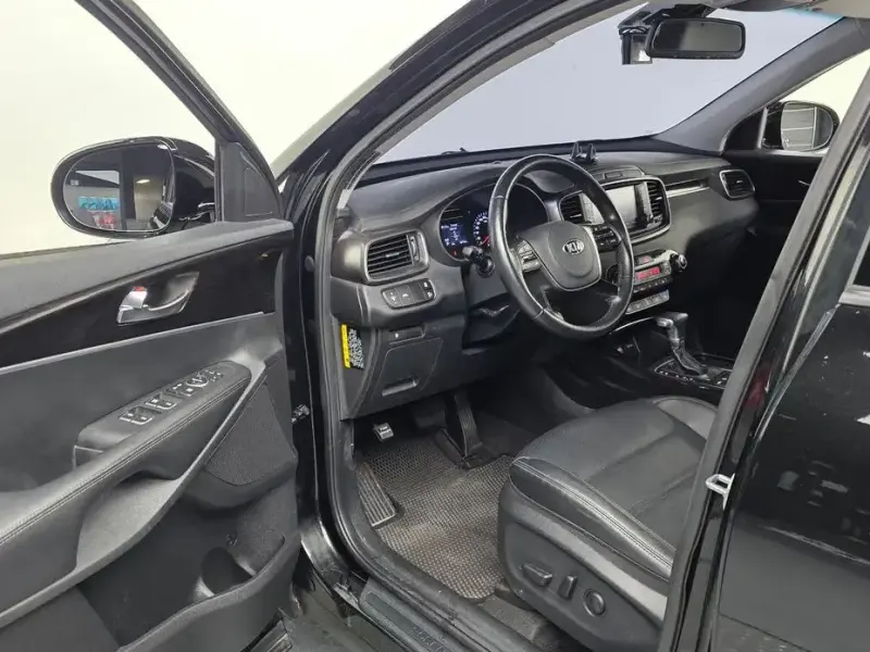 2019 Kia Sorento с пробегом 83 758 км