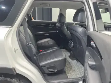 2020 Kia Sorento с пробегом 129 296 км