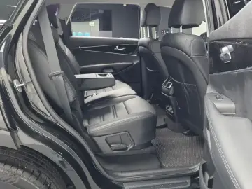 2019 Kia Sorento с пробегом 83 758 км