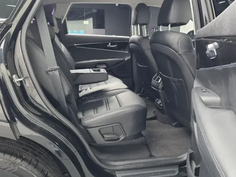 2019 Kia Sorento с пробегом 83 758 км