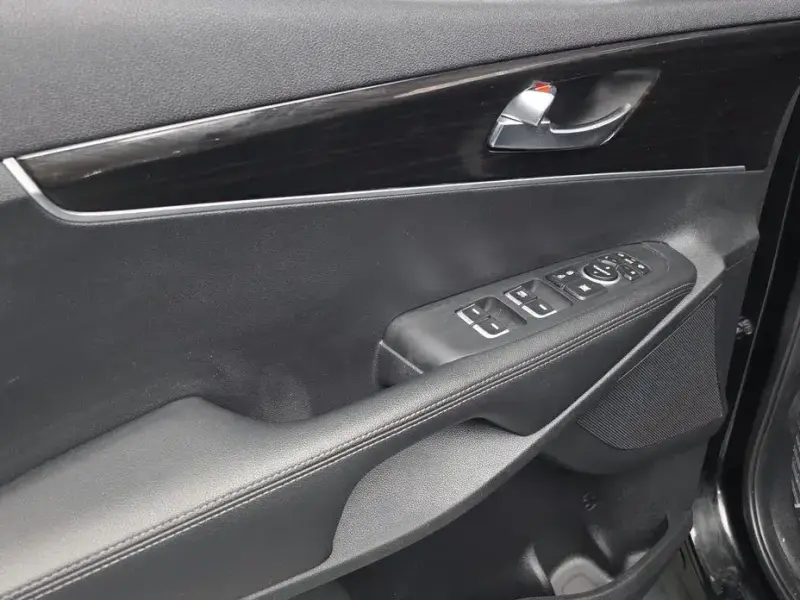 2019 Kia Sorento с пробегом 83 758 км