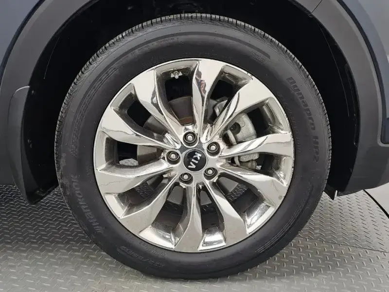 2017 Kia Sorento с пробегом 85 619 км