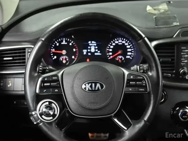 2018 Kia Sorento с пробегом 82 304 км